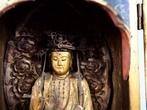 Standing Amida Buddha statue enshrined at a shrine with an, Antiek en Kunst