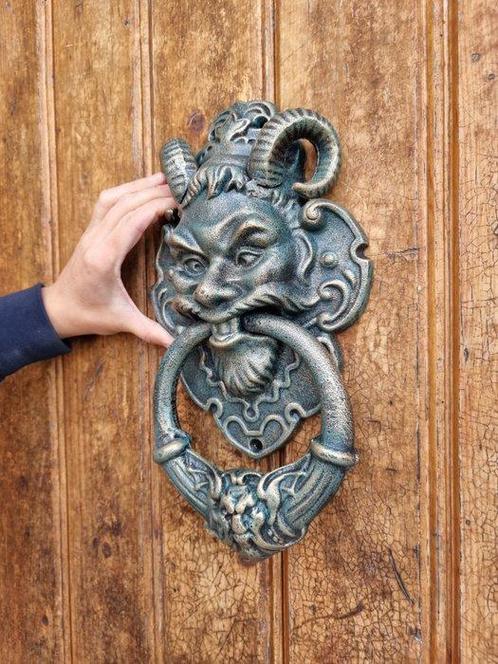 Deurklopper - XL - Devils Castle - 2025, Antiek en Kunst, Curiosa en Brocante