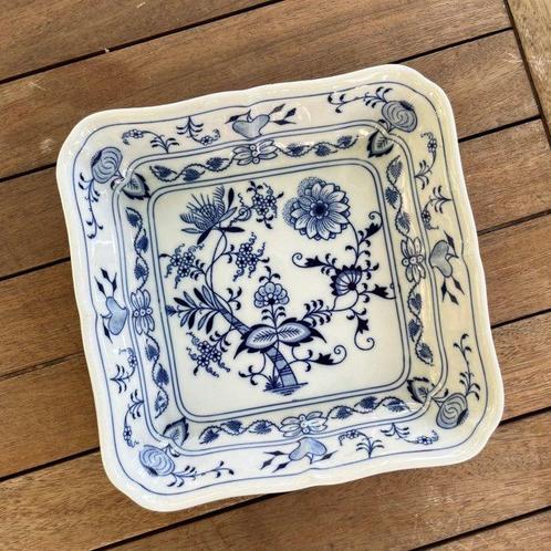 Zwiebelmuster Dubi - Serveerschaal (11) - Zwiebelmuster, Antiek en Kunst, Antiek | Meubels | Tafels