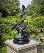 Beeld, Fairy Riding Flying Fish - 38 cm - Brons, Marmer -