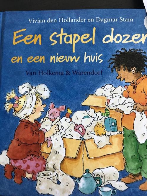 Een stapel dozen en een nieuw huis 9789000350728, Boeken, Overige Boeken, Zo goed als nieuw, Verzenden