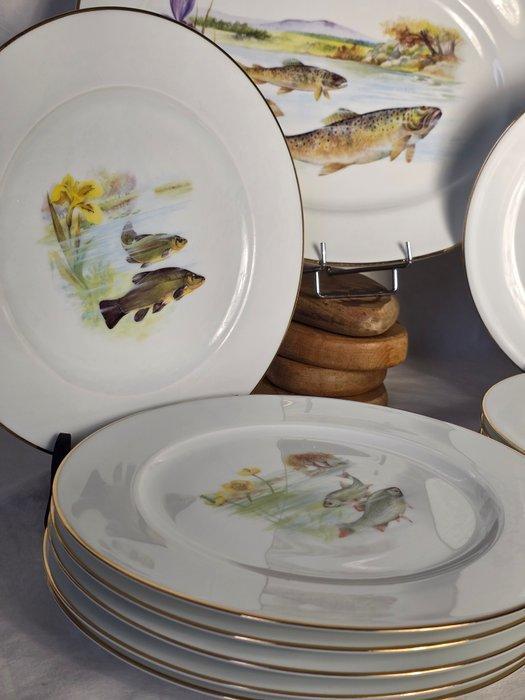 Porcelaine d’Art à la couronne - Limoges France - service à, Antiek en Kunst, Antiek | Meubels | Tafels