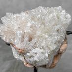 GEEN MINIMUMVERKOOPPRIJS - Prachtig roze Kristallen cluster, Verzamelen, Mineralen en Fossielen