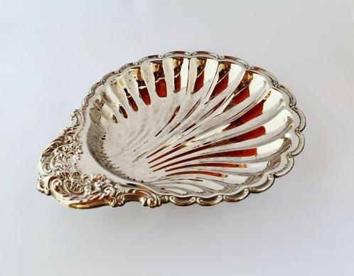 Plat de service - Large 36 Cm. Silver-Plated Shell-Shaped, Antiek en Kunst, Antiek | Meubels | Tafels