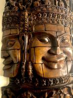 Grote muursculptuur met drie gezichten van Avalokiteshvara –, Antiek en Kunst