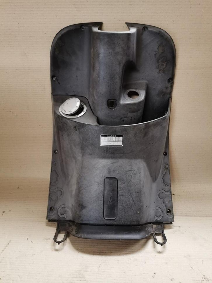 Kymco New Sento 2011 / Beenschild / Tankdop / Compleet, Fietsen en Brommers, Brommeronderdelen | Scooters, Kap, Overige merken