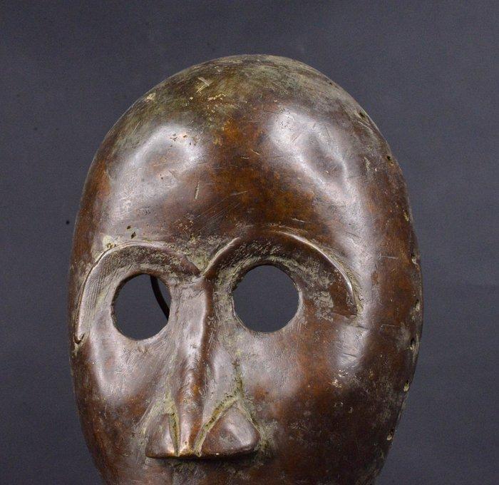 de koers - Dan - Ivoorkust, Antiek en Kunst, Kunst | Niet-Westerse kunst