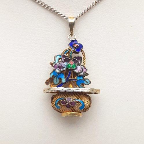 Ketting met hanger - Goud verguld + emaille - China - Midden, Antiek en Kunst, Antiek | Overige Antiek