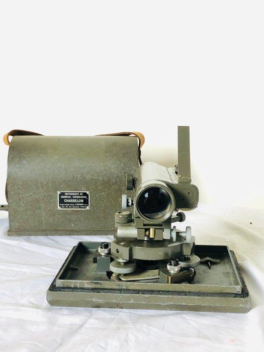 Théodolite - 105801 Laiton - 1950 - France - Chasselon, Verzamelen, Foto-apparatuur en Filmapparatuur