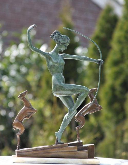 sculptuur, diana romeinse godin van de jacht - 22 cm - brons, Antiek en Kunst, Kunst | Designobjecten