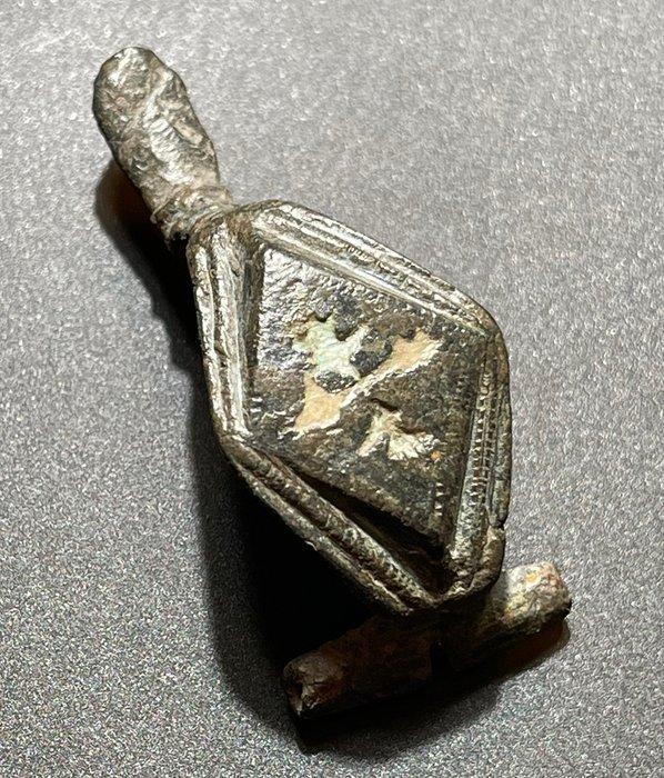 Oud-Romeins Broche met een zeer zeldzaam type geëmailleerd, Antiek en Kunst, Antiek | Overige Antiek