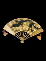 Prachtige Japanse decoratieve ventilator met Phoenix-motief
