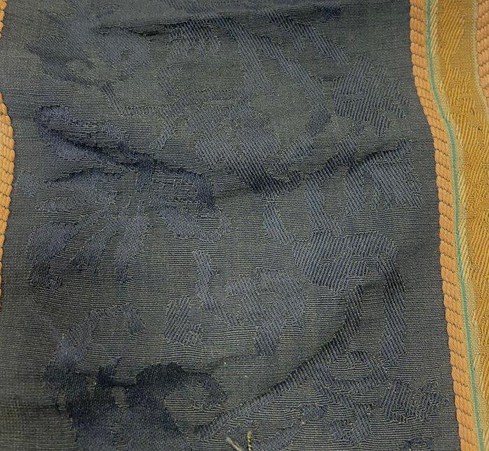 Tijdloze elegantie. Jaquardweefsel met een ton-sur-ton, Antiek en Kunst, Antiek | Tapijten, Tafelkleden en Textiel