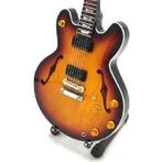 Miniatuur Gibson 1968 ES-335 gitaar met gratis standaard, Verzenden, Nieuw, Beeldje, Replica of Model