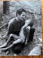 Dana Hazen Stone - Vietnam war 1967. A father mourns a he