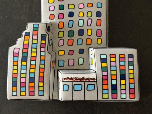 James Rizzi (1950-2011) - Sculpture, EMPIRE STATE OF MIND,, Antiek en Kunst, Antiek | Glaswerk en Kristal
