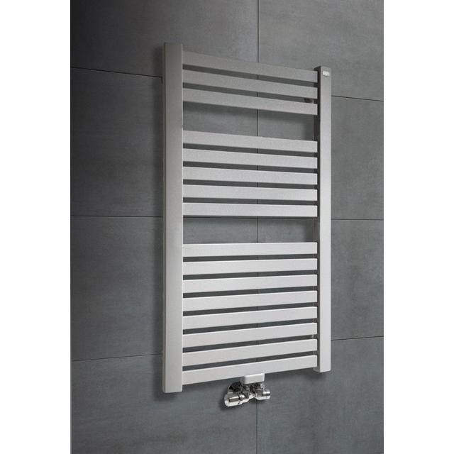 SHOWMODEL! HR badmeubelen Base Designradiator -, Doe-het-zelf en Bouw, Verwarming en Radiatoren, Verzenden