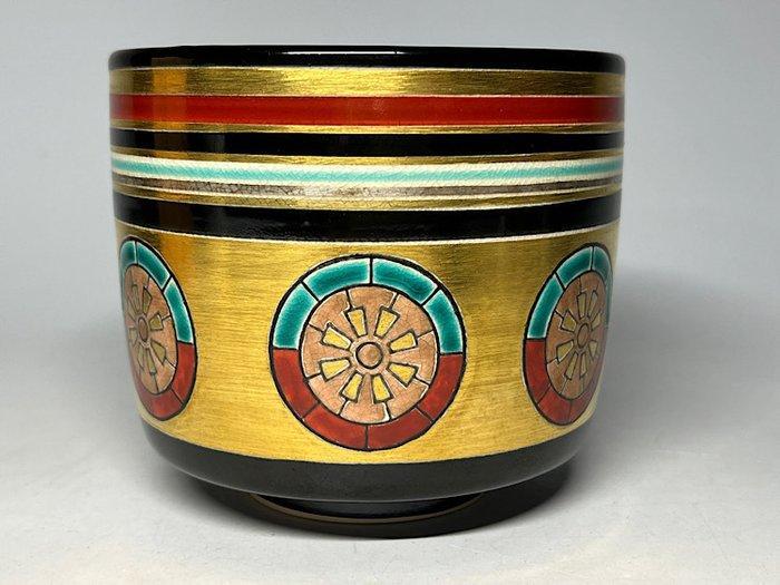 Awata Ware Tea Bowl with Polychrome and Gold-Silver, Antiek en Kunst, Antiek | Overige Antiek