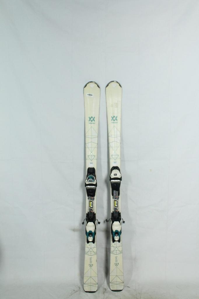 Refurbished - Ski - Volkl Flair - 149, Sports & Fitness, Ski & Ski de fond, Enlèvement ou Envoi
