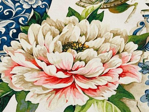 Bloemrijke elegantie: prachtige Oeko Tex-katoenstof -, Antiek en Kunst, Antiek | Tapijten, Tafelkleden en Textiel