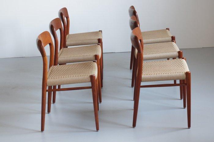 J.L. Møllers Møbelfabrik - Niels Otto Møller - Chaise de, Antiek en Kunst, Kunst | Designobjecten