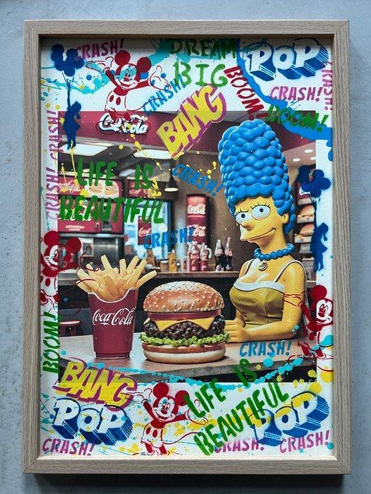 Koen Betjes (1992) - Marge Simpson x Fastfood - hand, Antiquités & Art, Art | Objets design