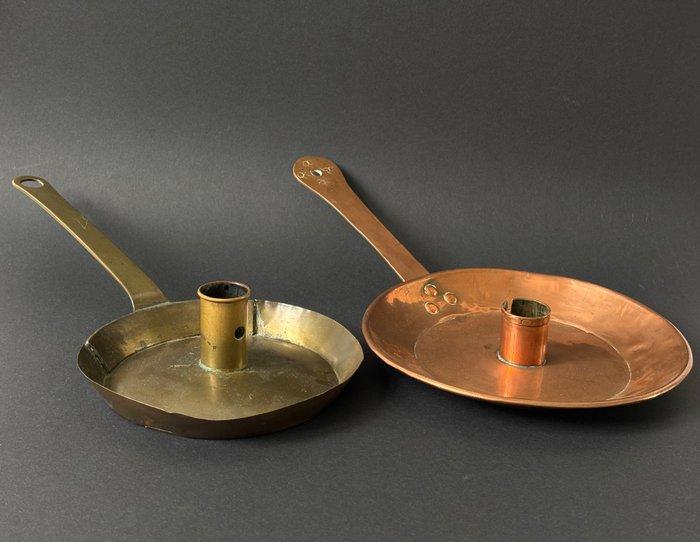 Kandelaar (2) - Koper - Kamerkandelaars, Antiquités & Art, Curiosités & Brocante