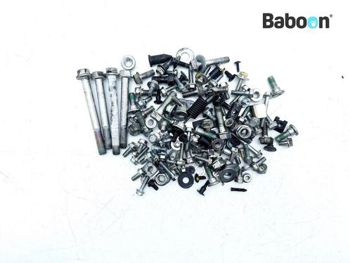 Bouten en Moeren Honda CBF 125 2021-> (CBF125 JC84), Motoren, Onderdelen | Honda, Gebruikt, Verzenden