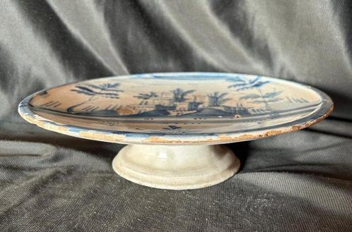 Présentoir à gâteaux - Maiolioca - Soulevé, Antiek en Kunst, Antiek | Glaswerk en Kristal