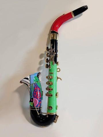 ELBé - Saxophone décoré à la main. Œuvre unique