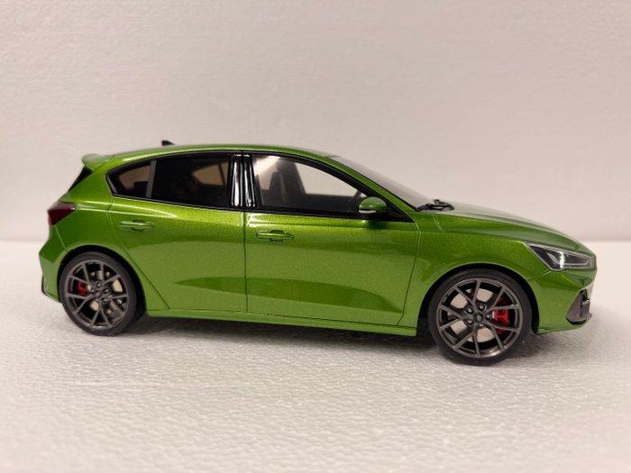 Otto Mobile 1:18 - Modelauto - Ford Focus ST - 698/2000, Hobby & Loisirs créatifs, Voitures miniatures | 1:5 à 1:12