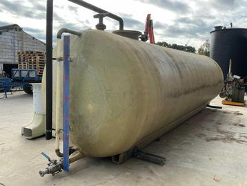 Watertank horizontaal beschikbaar voor biedingen