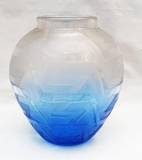 Schneider - Vase - Verre gravé en profondeur, Antiek en Kunst, Antiek | Meubels | Stoelen en Sofa's