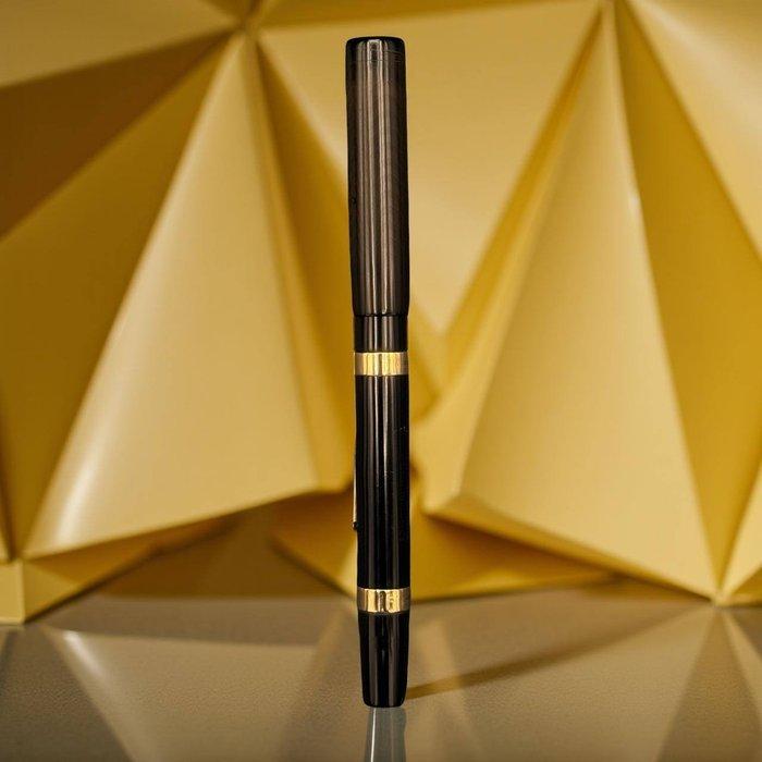 Swan - Swan M2 - Vulpen, Verzamelen, Pennenverzamelingen