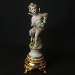 Capodimonte - sculptuur, Chérubin en porcelaine de