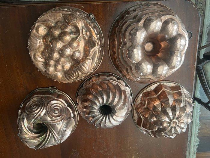 Gebak/taartset (5) - Koper - Taartvormen, Antiek en Kunst, Antiek | Keukengerei