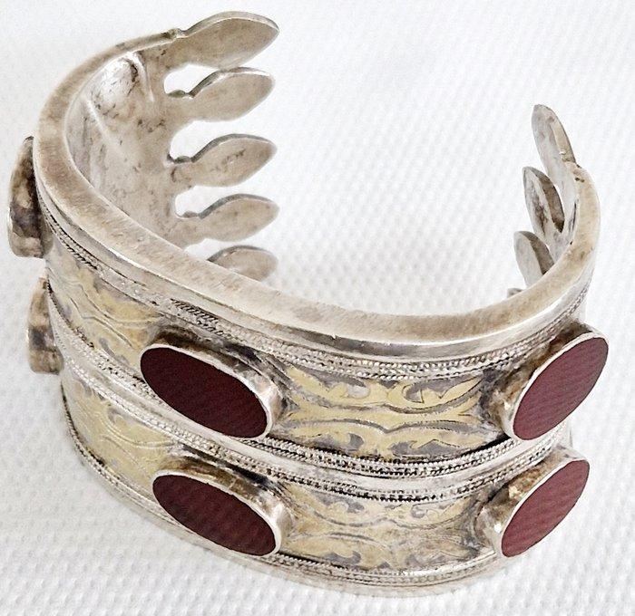Bracelet Tekke - Zilver - Turkmenistan - 20e eeuw, Antiek en Kunst, Kunst | Niet-Westerse kunst