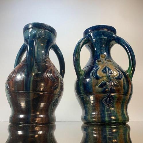 Torhouts aardewerk - Vase (2) - Céramique flamande avec, Antiek en Kunst, Antiek | Glaswerk en Kristal