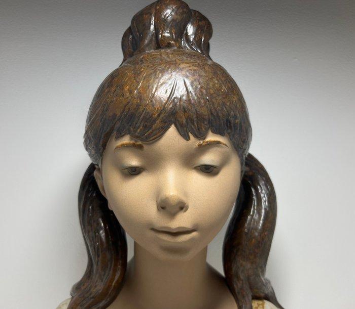 Lladró - Figurine - Very Large Ceramic Bust of a Girl -, Antiek en Kunst, Antiek | Glaswerk en Kristal