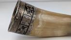 Drinkhoorn - hoorn zilver gemerkt 875 - Versierd met zilver