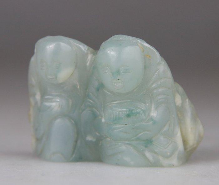 Hanger met Chinese Plaat - Hoho Brothers - Jade Jadeiet -, Antiek en Kunst, Antiek | Overige Antiek