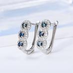 Zonder Minimumprijs - Oorbellen Zilver - 0.71ct. tw. Saffier, Handtassen en Accessoires, Oorbellen, Nieuw