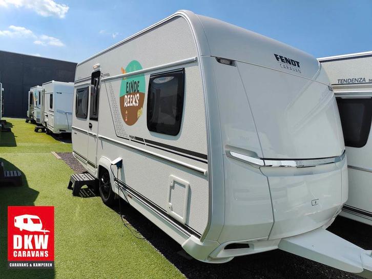 FENDT Bianco Activ 445 SFB - NIEUW - EINDEREEKS, Caravans en Kamperen, Caravans, 1250 - 1500 kg, Gascomfoor, Hordeur, Kachel, Koelkast