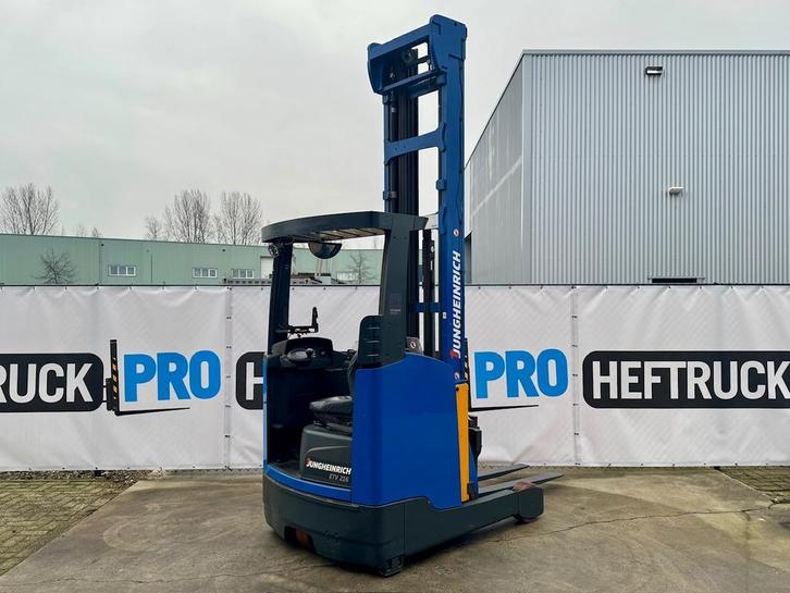 Jungheinrich ETV216-941DZ (2013) dealeronderhouden MET VIDEO, Zakelijke goederen, Machines en Bouw | Heftrucks en Intern transport