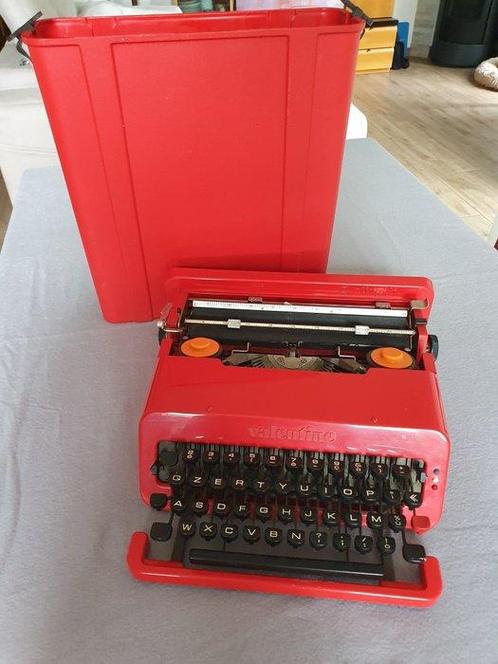 Ettore Sottsass, Perry King - Valentine - Olivetti - Machine, Antiek en Kunst, Antiek | Meubels | Stoelen en Sofa's