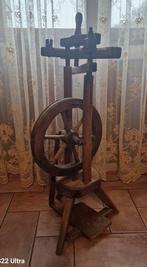 Ornement décoratif - Italie - Filature antique à roue v