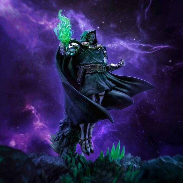 The Infinity Gauntlet Art Scale Statue 1/10 Doctor Doom Delu, Verzamelen, Film en Tv, Ophalen of Verzenden