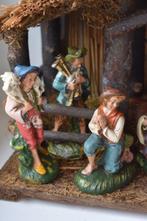Kerstdecoratie handgeschilderd - oude nativityscene met, Diversen, Kerst, Nieuw