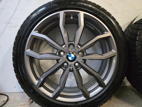 BMW 18 inch velgen Winterbanden 1 serie F40 711M 5x112, Auto-onderdelen, Banden en Velgen, 18 inch, Winterbanden, 205 mm, Personenwagen