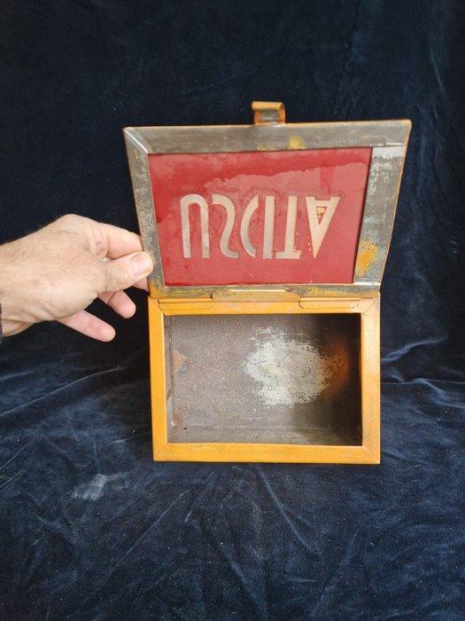 Olie-lantaarn - Lichtbord - IJzer, Antiek en Kunst, Antiek | Wandborden en Tegels